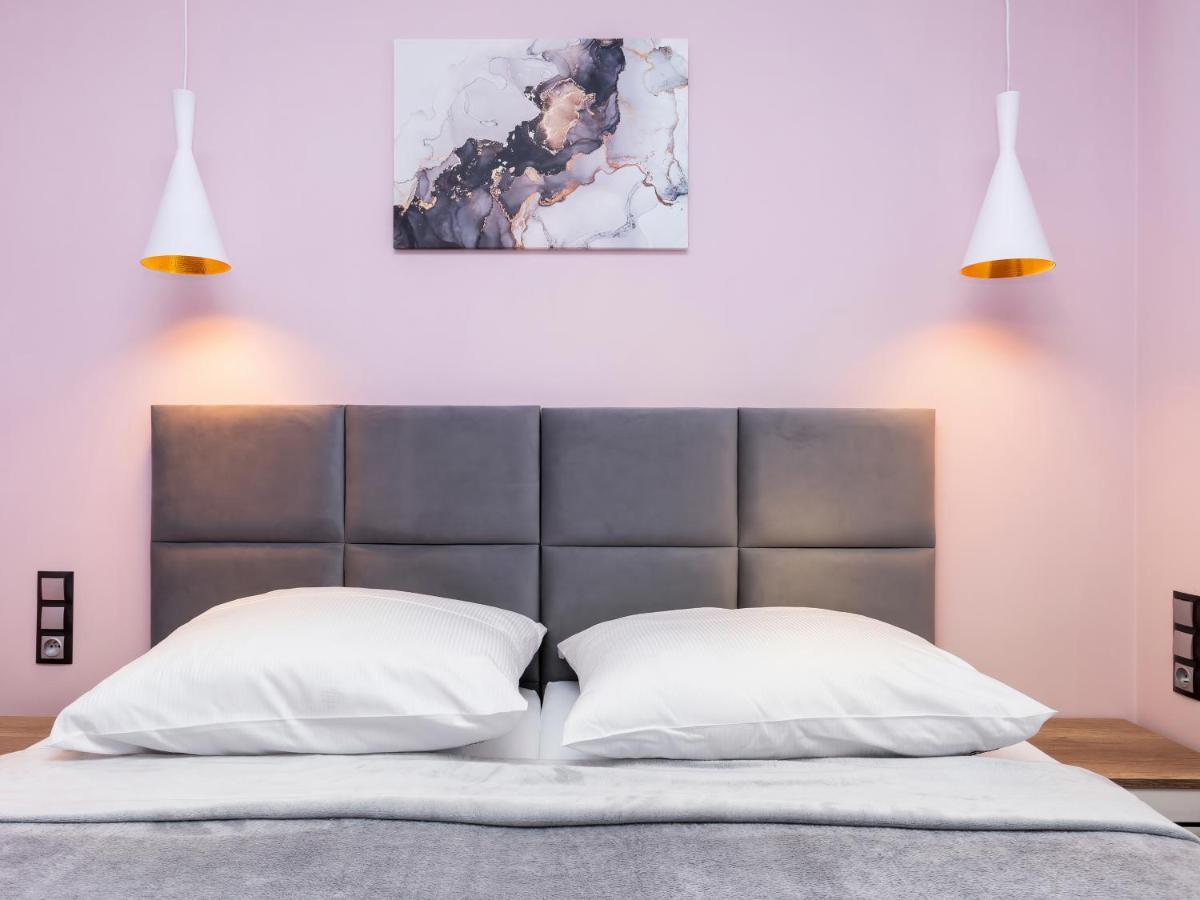 Apartament Porto Santa Rewales Екстериор снимка