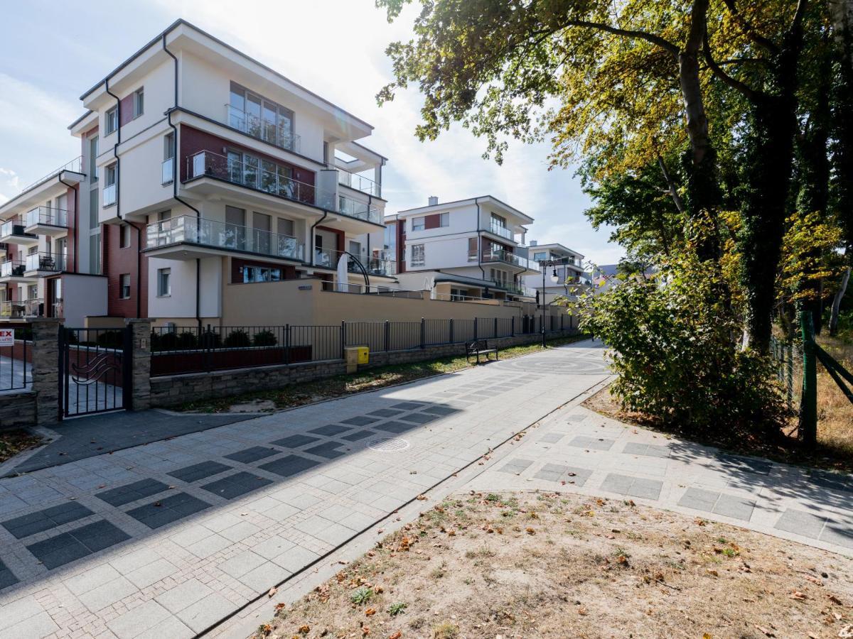 Apartament Porto Santa Rewales Екстериор снимка