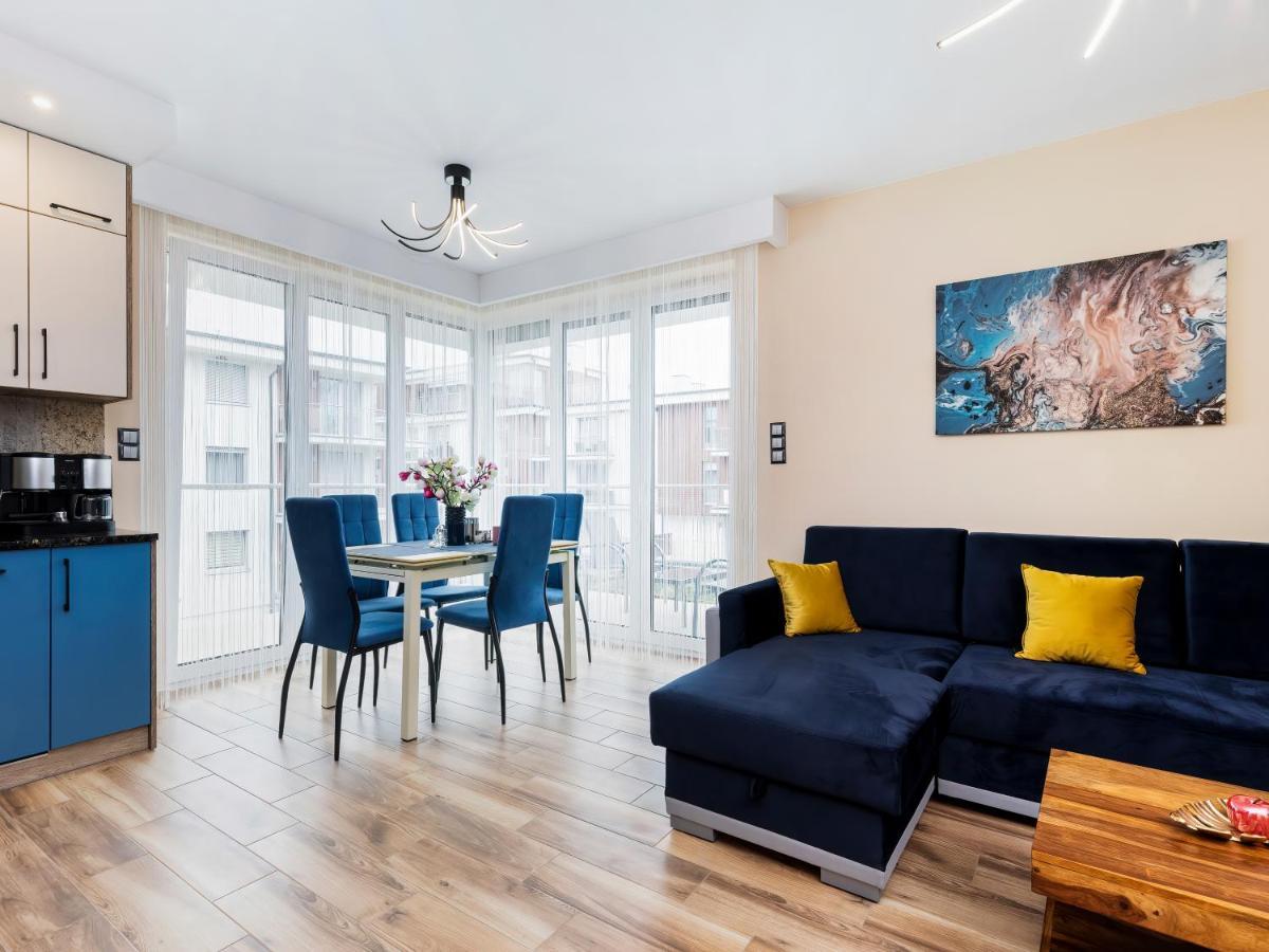 Apartament Porto Santa Rewales Екстериор снимка