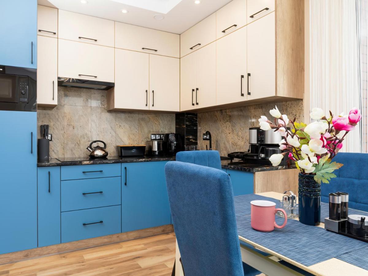 Apartament Porto Santa Rewales Екстериор снимка
