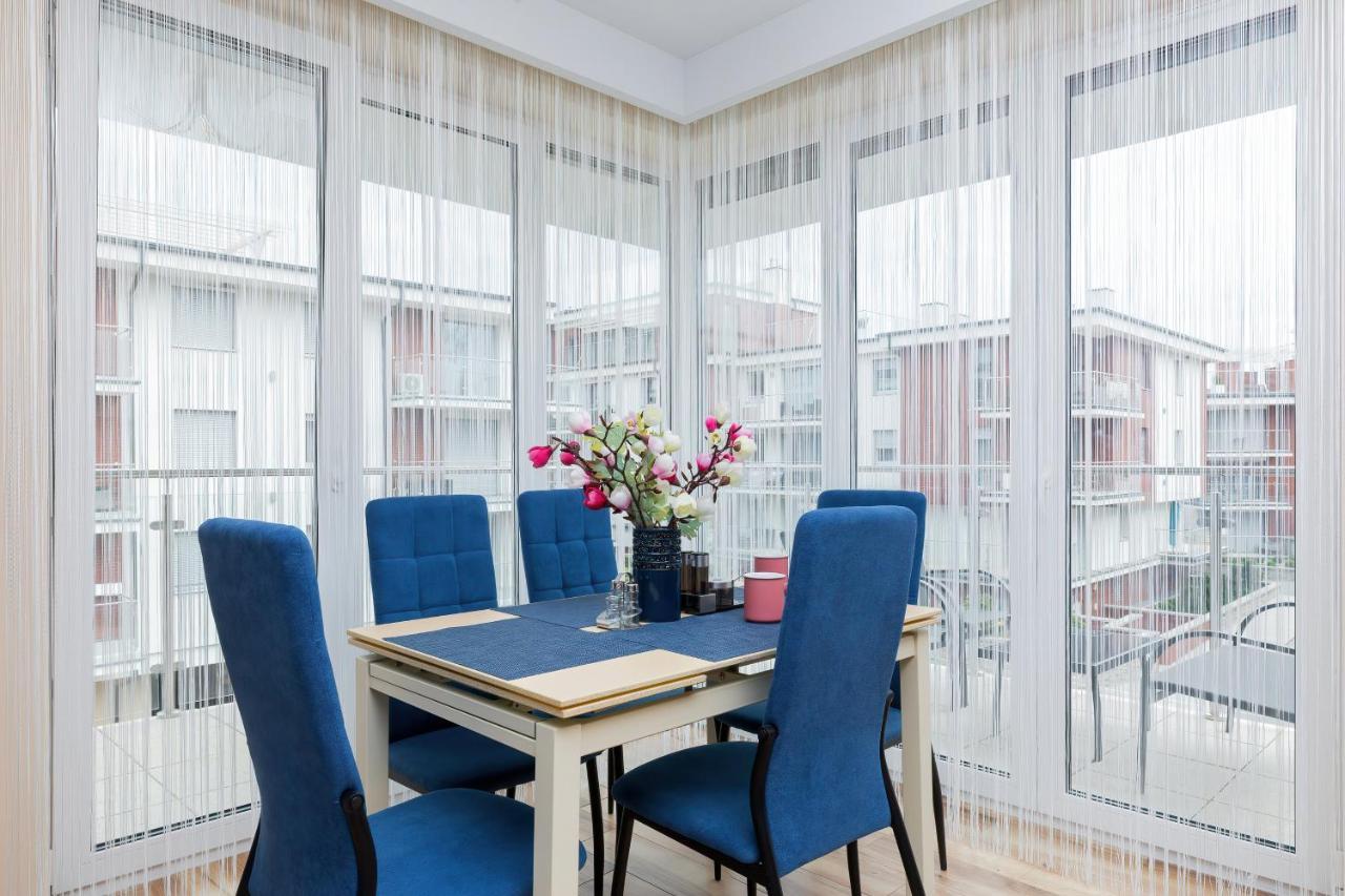 Apartament Porto Santa Rewales Екстериор снимка