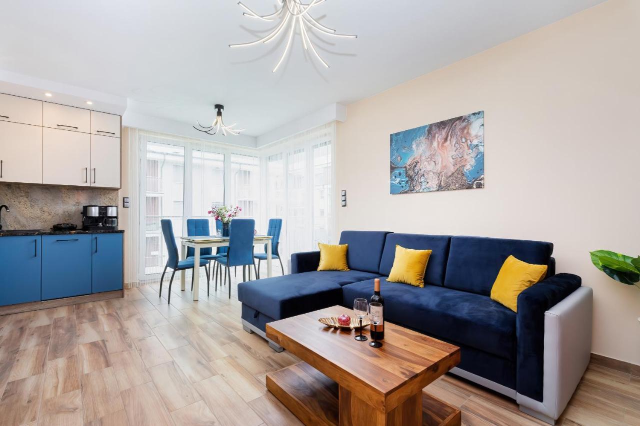Apartament Porto Santa Rewales Екстериор снимка